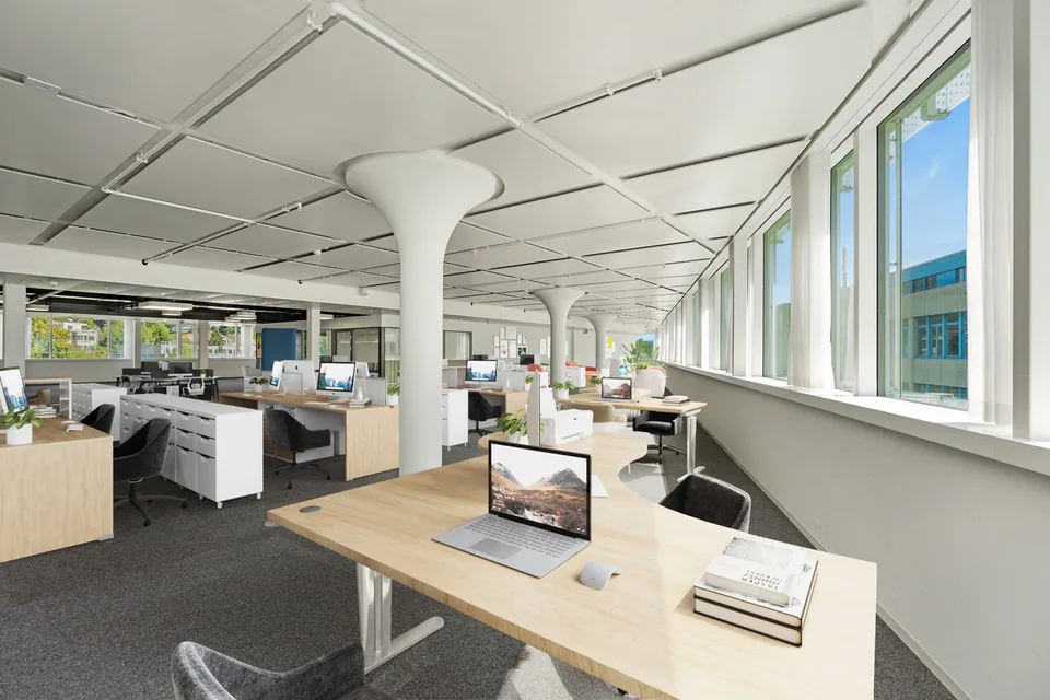Espace de bureau ouvert - Flexible et adaptable, parfait pour votre entreprise !