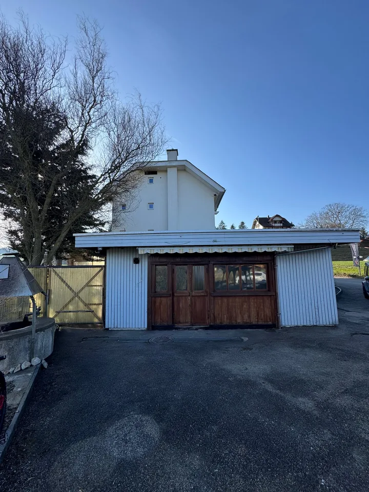 Gewerbelokal & Lagerraum zur Miete an der Hauptstrasse in Oberrüti
