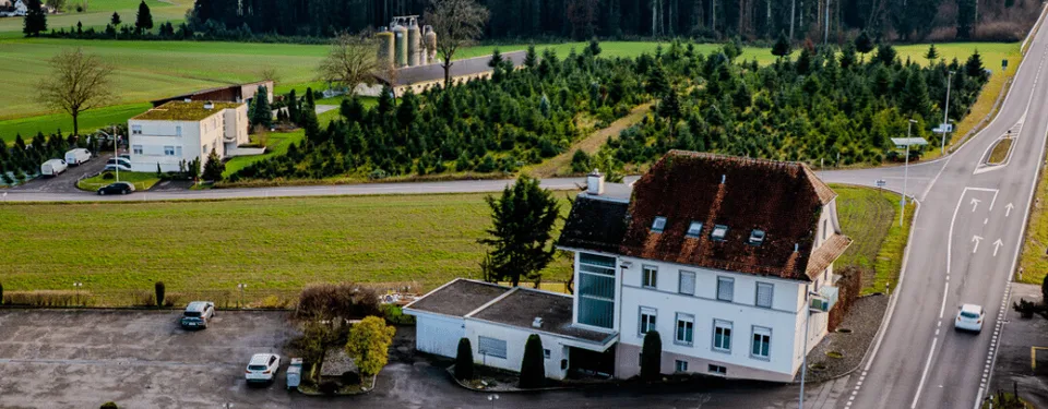 Gewerbelokal & Lagerraum zur Miete an der Hauptstrasse in Oberrüti