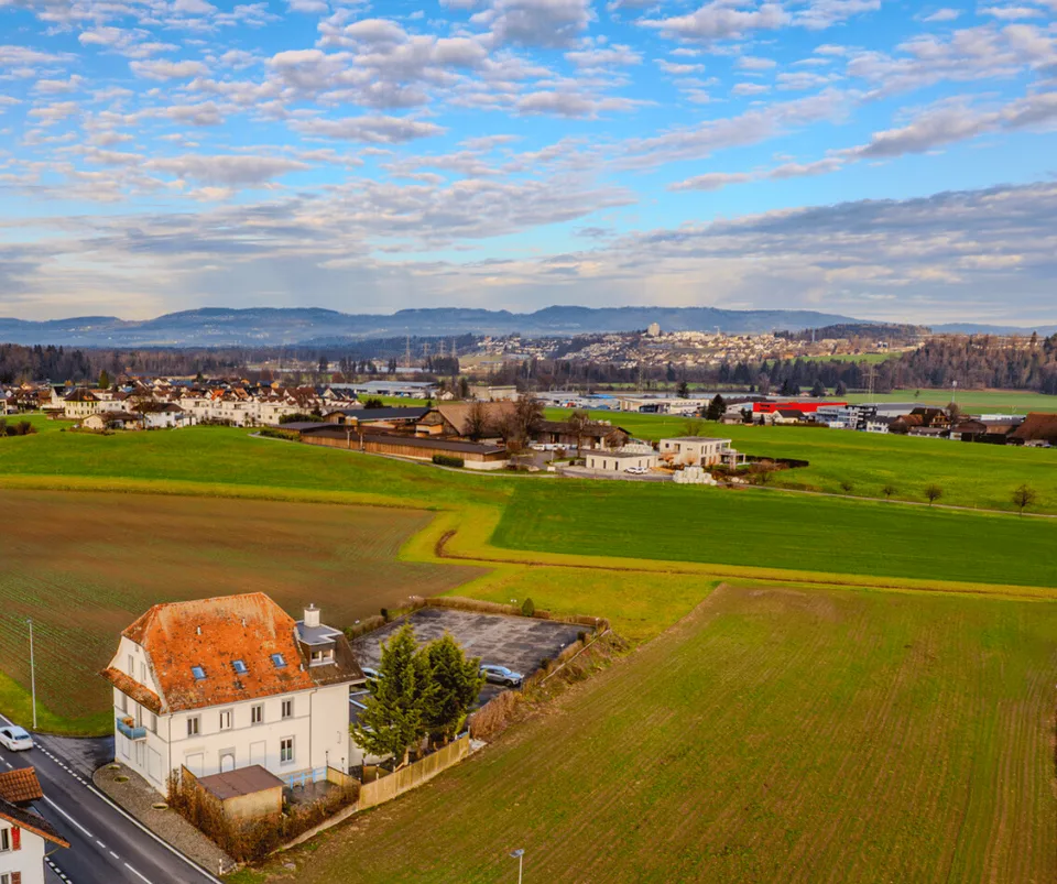 Gewerbelokal & Lagerraum zur Miete an der Hauptstrasse in Oberrüti
