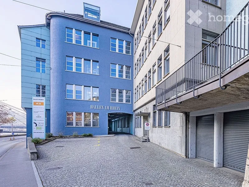 Voll ausgebaute Büroräume mit Industrie-Charme an Top-Lage am Rhein