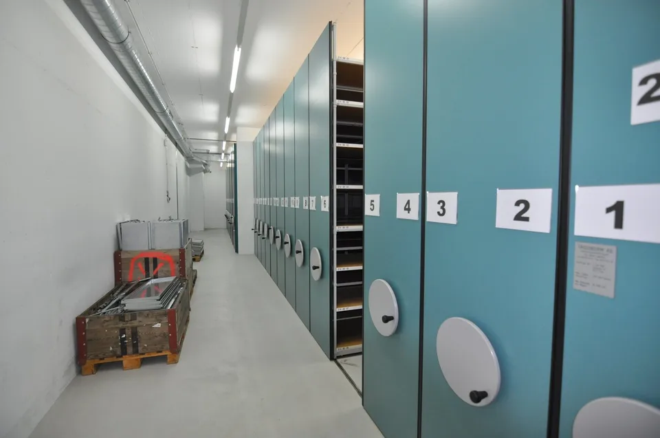Gewerbe "Blazar" in Füllinsdorf – Foto 6 von 11