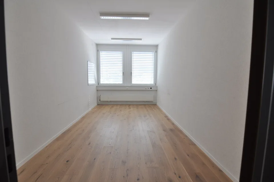 Gewerbe "Blazar" in Füllinsdorf