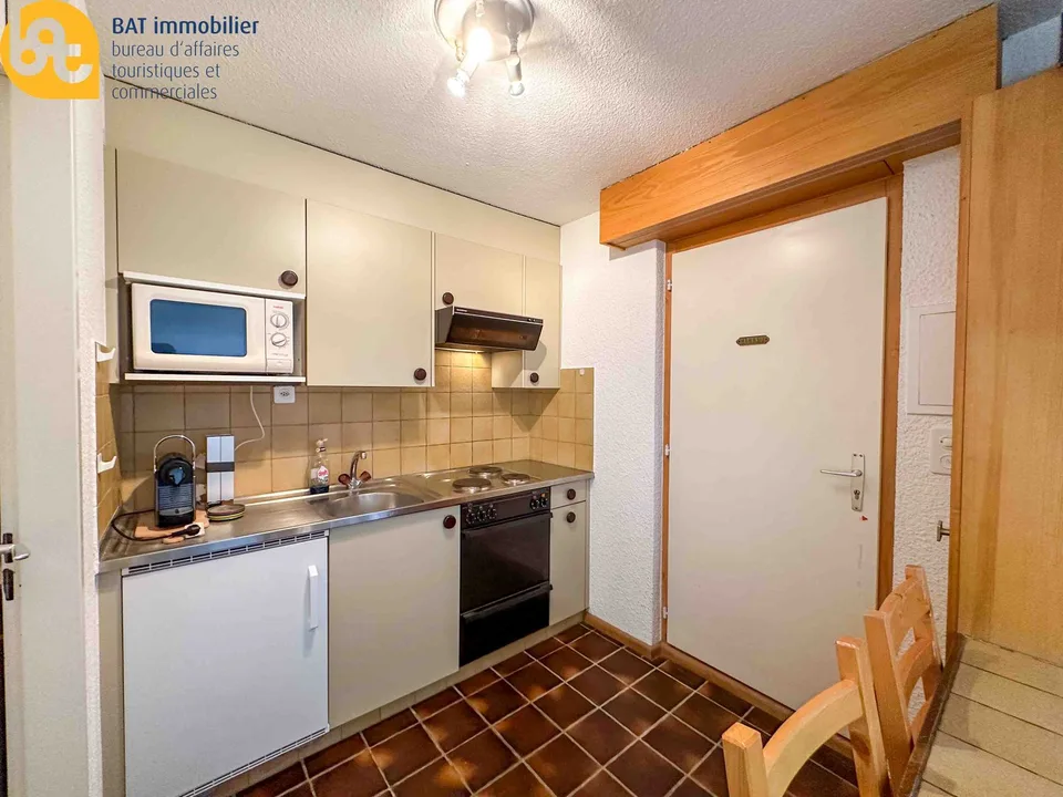 Charmantes Studio mit Terrasse in Vercorin – sofort im Sommer 2026 verfügbar