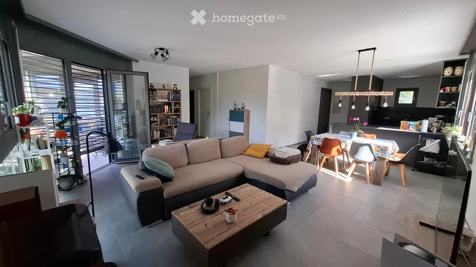 Sous-locataire pour appartement moderne à Claro