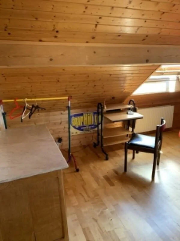 COLOCATION - Bella camera in una bella casa vicino al lago