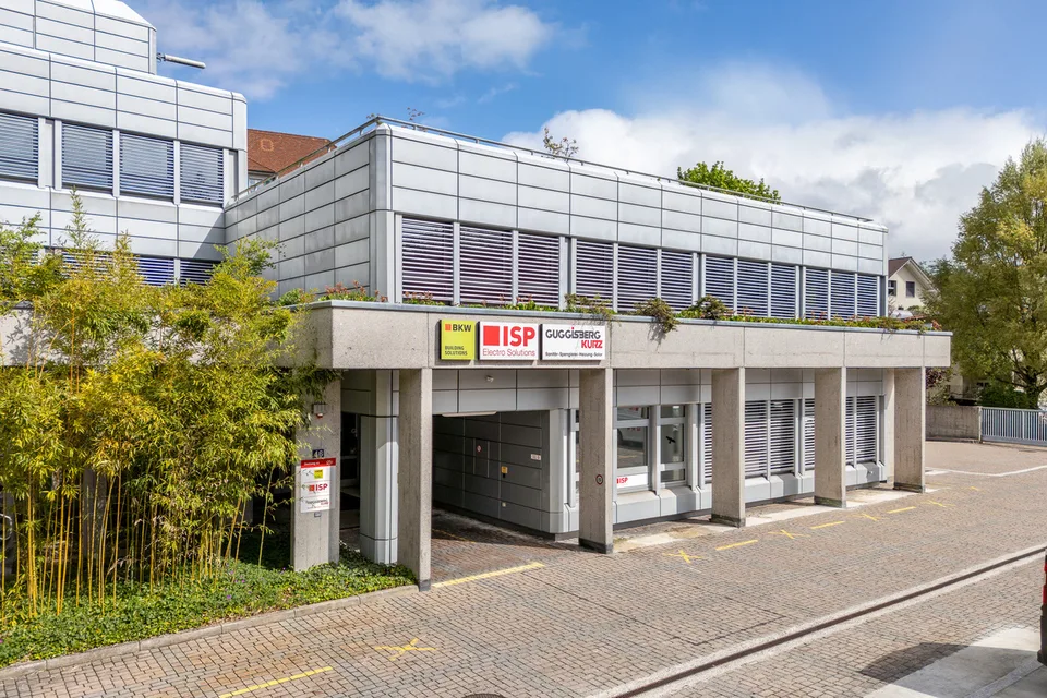 Ottimi spazi di stoccaggio e archiviazione da 80 m²
