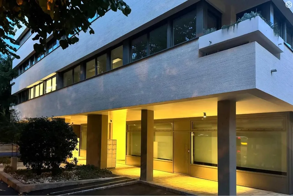 Prestigioso ufficio con efficienza energetica all'avanguardia