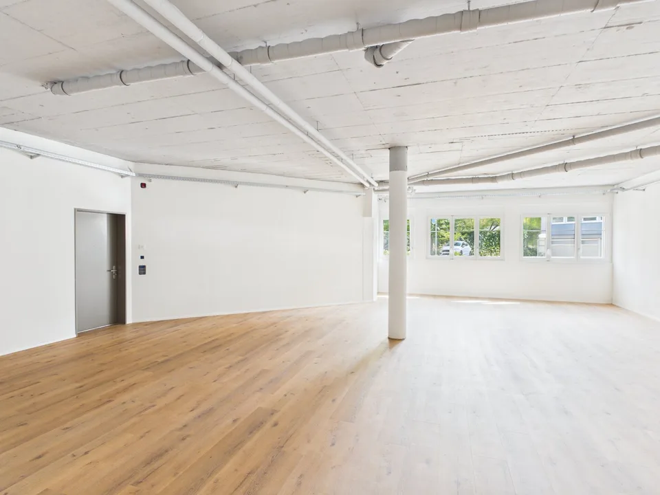 Erstvermietung nach Kernsanierung – Moderne Gewerbefläche mit 104 m² in Altstätten SG