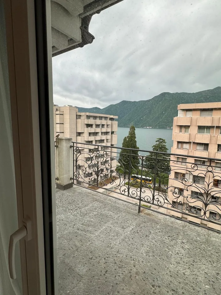Luxury Lake-View Duplex in the Heart of Lugano – Available Immediately