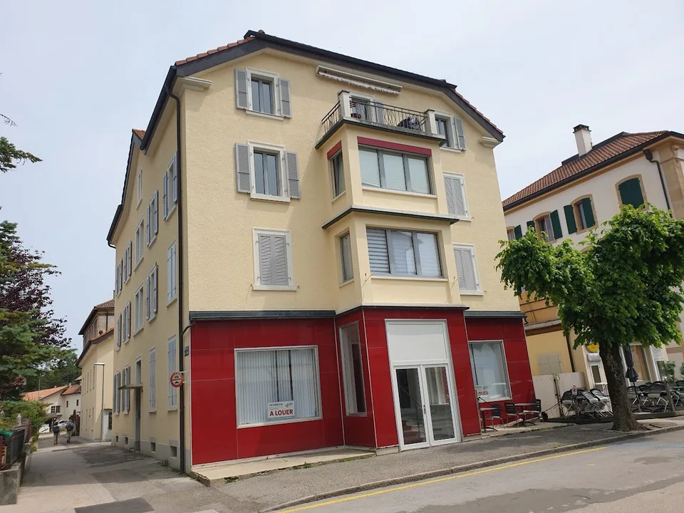 Schönes 2.5-Zimmer-Apartment komplett renoviert im Zentrum des Dorfes – Foto 7 von 7
