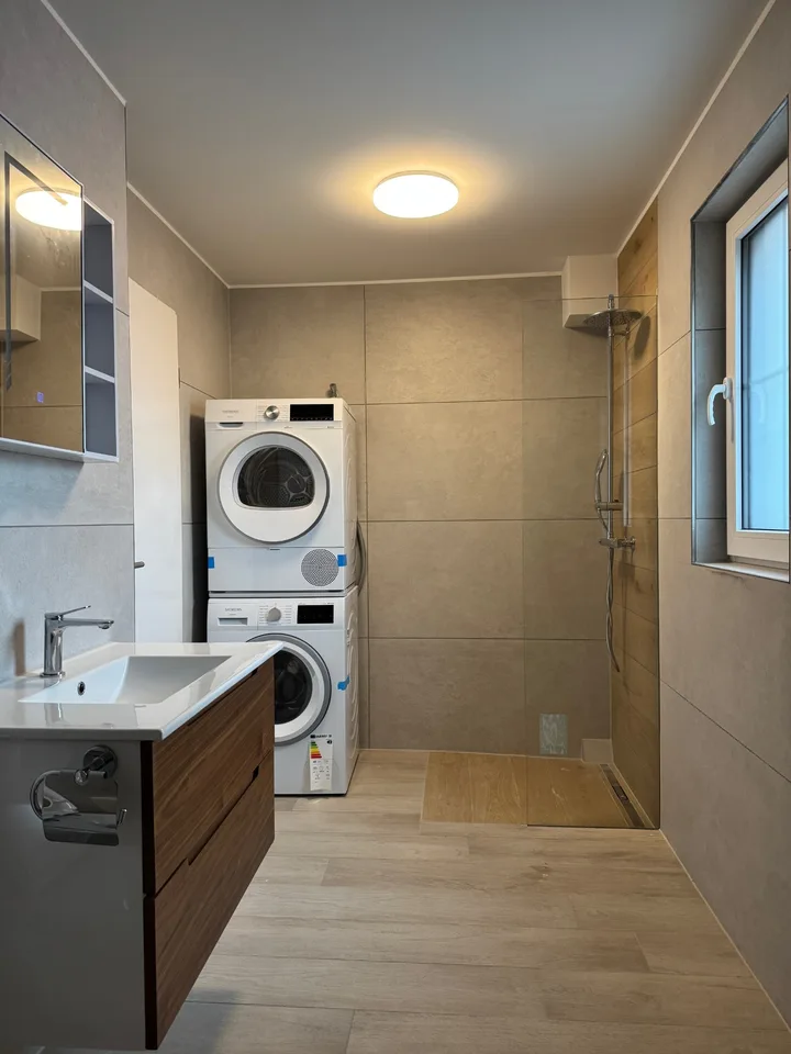 First rental of a modern 3.5-room attic apartment