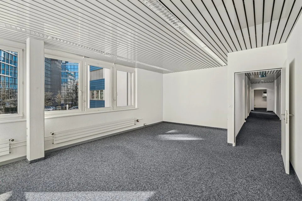 Zwei Kleinbüros an zentraler Lage zwischen ca. 23m2