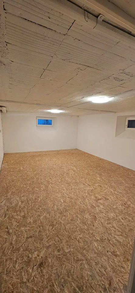 Atelier/Salle de loisirs à Altdorf