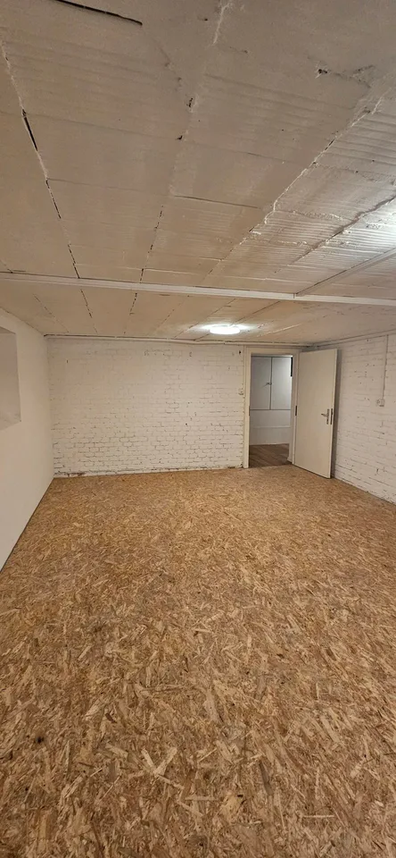 Atelier/Salle de loisirs à Altdorf