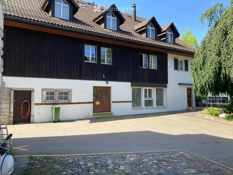 Gewerbeflächen für Kleingewerbe mit Büro & Laden / Atelier im Zentrum von Dielsdorf