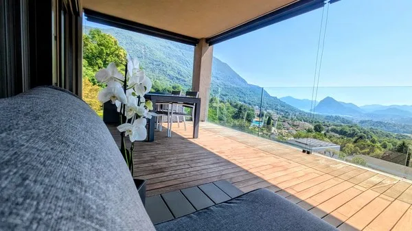 Elegantes Apartment mit 3.5 Zimmern und Seeblick