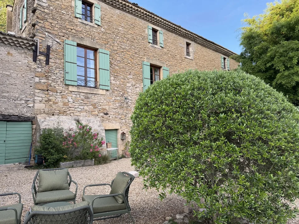 Gîte de 60 m2 dans bastide provençale, de Fr. 690.- à Fr. 1'090.-