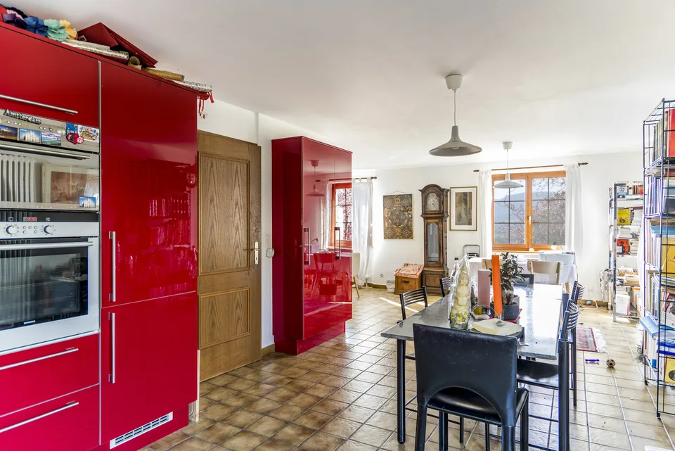 Posizione ambita per questa grande villa di 6.5 locali