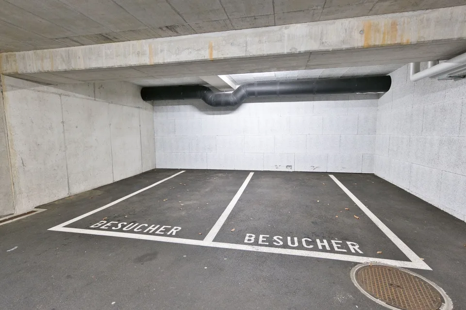 Appartamento esclusivo 4.5 locali con balcone, cantina & stazione di ricarica E presso parcheggio – foto 15 di 21