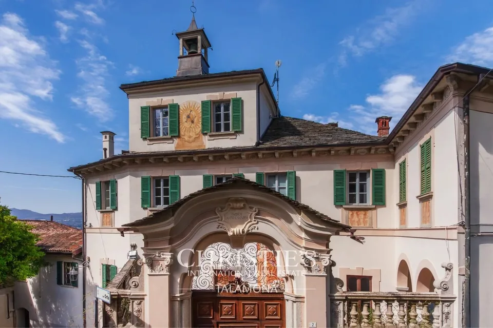 Villa Bonola - Résidence seigneuriale du 18e siècle sur le lac d'Orta