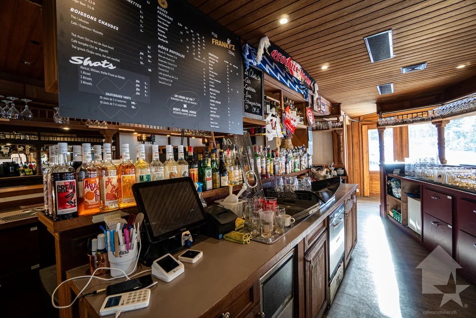 Exceptionnel : bistrot avec duplex 5.5 pièces et studio indépendant – Foto 11 von 13