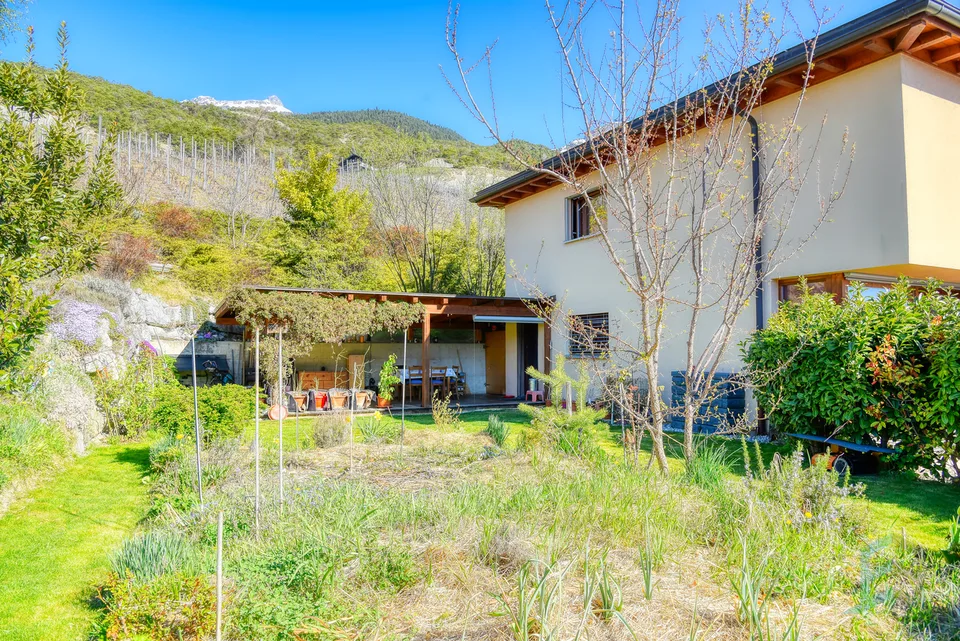 Exclusive Magnificent Detached Villa of 4.5 Rooms in the Heights of Miège – photo 11 of 13