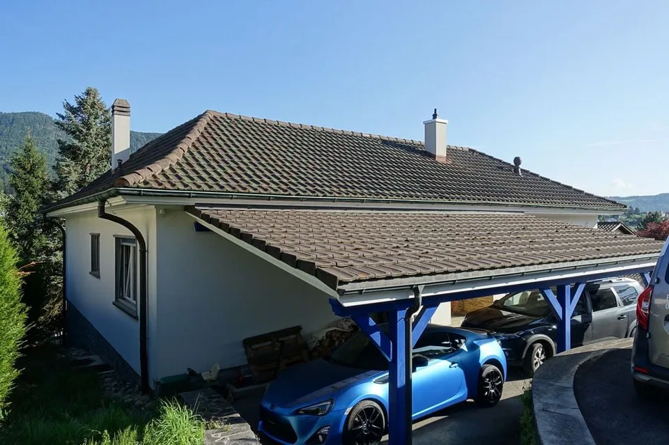 Reconvilier - Magnifica casa familiare di 7 1/2 locali con garage e posti auto
