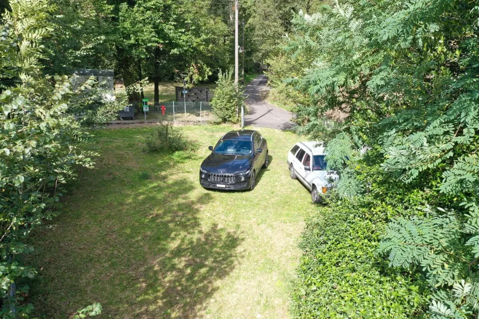 Casa vacanza su un grande terreno edificabile in una posizione tranquilla immersa nel verde – foto 13 di 14
