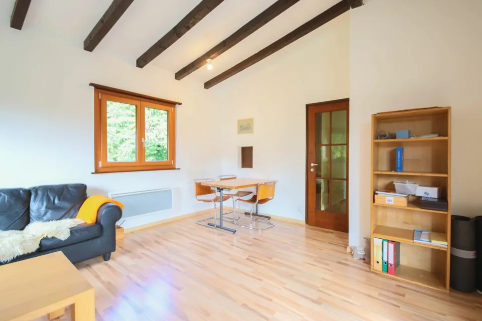 Casa vacanza su un grande terreno edificabile in una posizione tranquilla immersa nel verde – foto 6 di 14