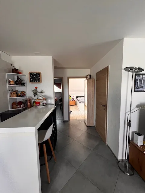 Appartamento quasi nuovo con attico e terrazza a Villars-le-Terroir – foto 7 di 13
