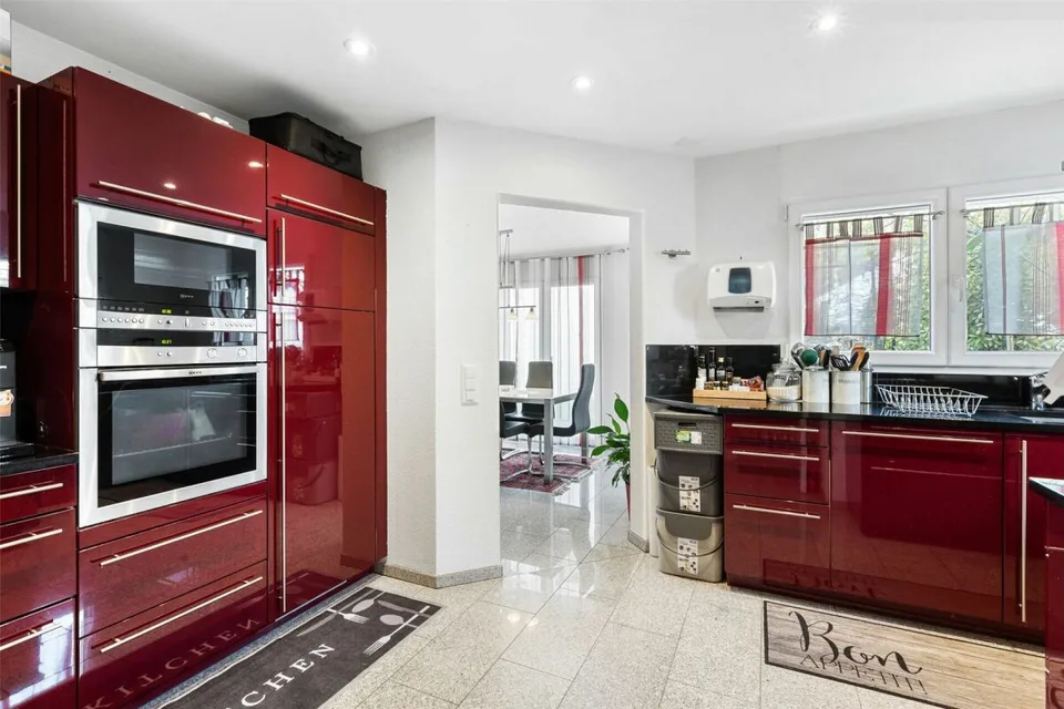Casa unifamiliare indipendente, moderna in posizione centrale a Näfels GL