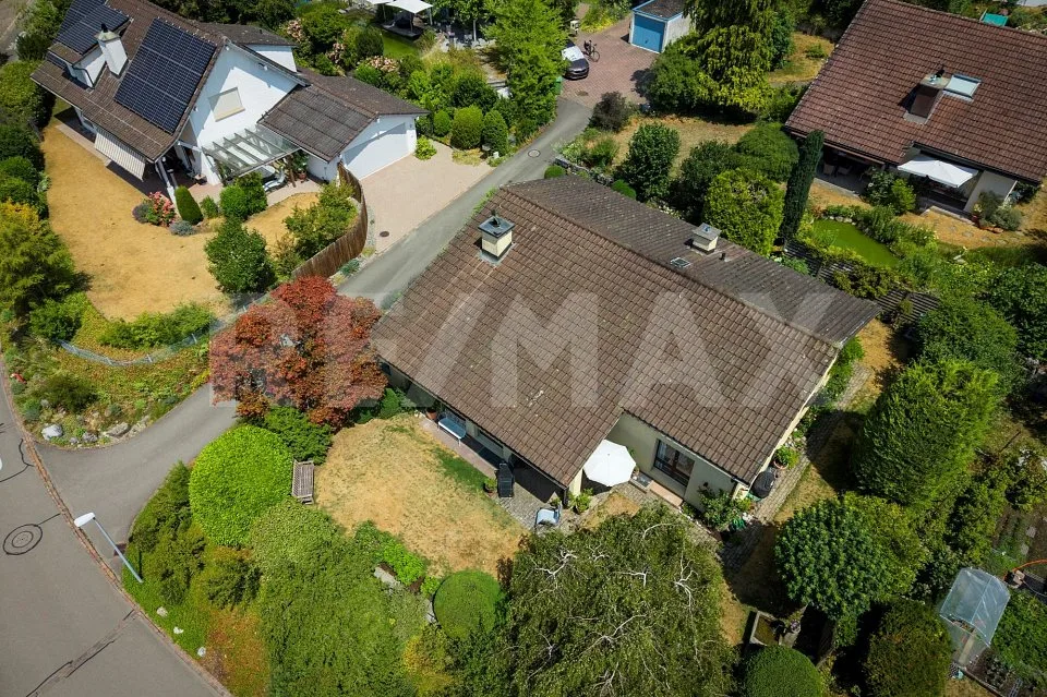 Casa unifamiliare affascinante a Oberrohrdorf, vantaggiosa sul piano fiscale, in vendita!
