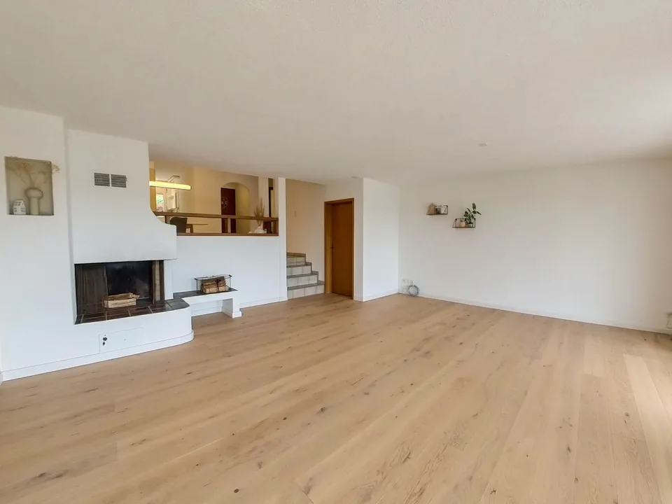 Maison unifamiliale de 5½ pièces avec vue panoramique et jardin