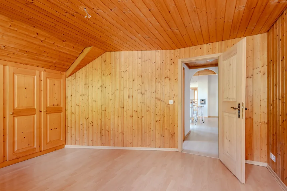 Casa di 3 famiglie con fienile – foto 18 di 20