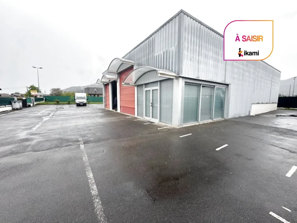 MARIGNIER MAISON  ET ENTREPOT 557 M²