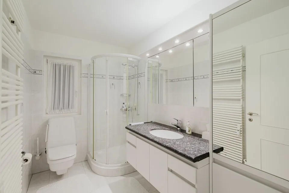 Wunderschöne Wohnung über dem Luganer See – Foto 18 von 26