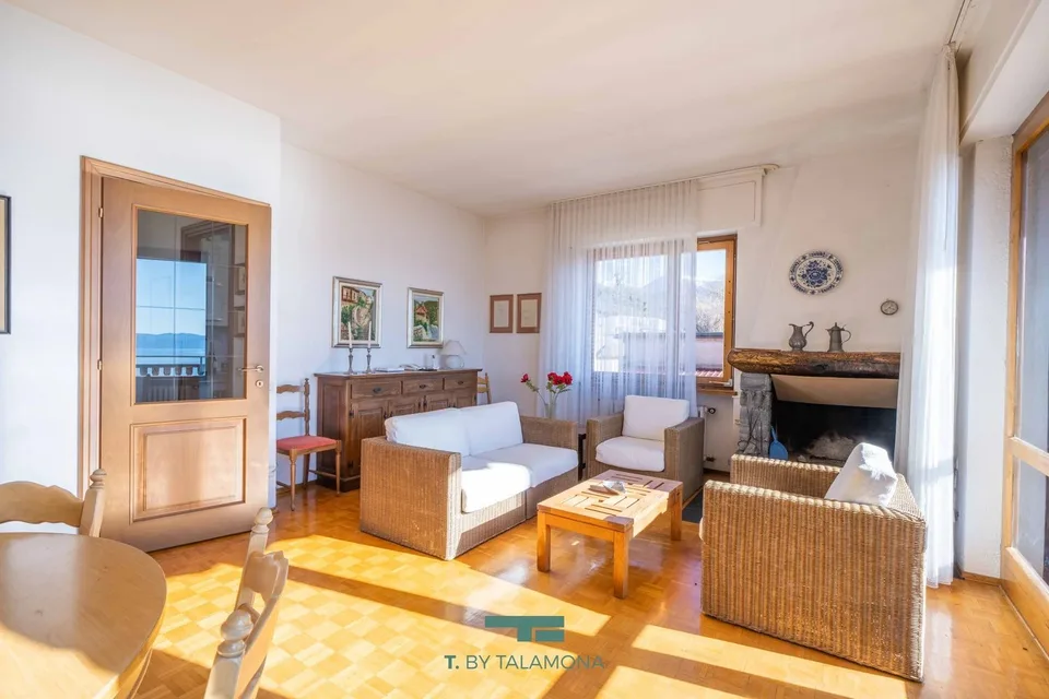 Wohnung mit Seeblick - Campagnano