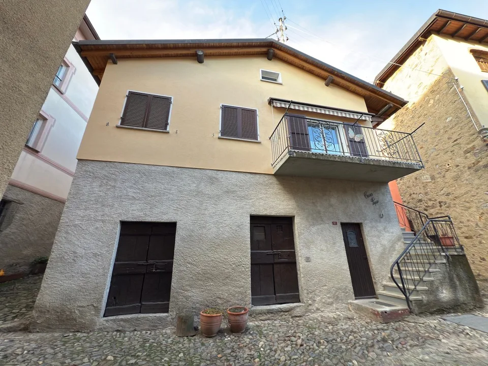 Casa unifamiliare nel nucleo di Bigorio