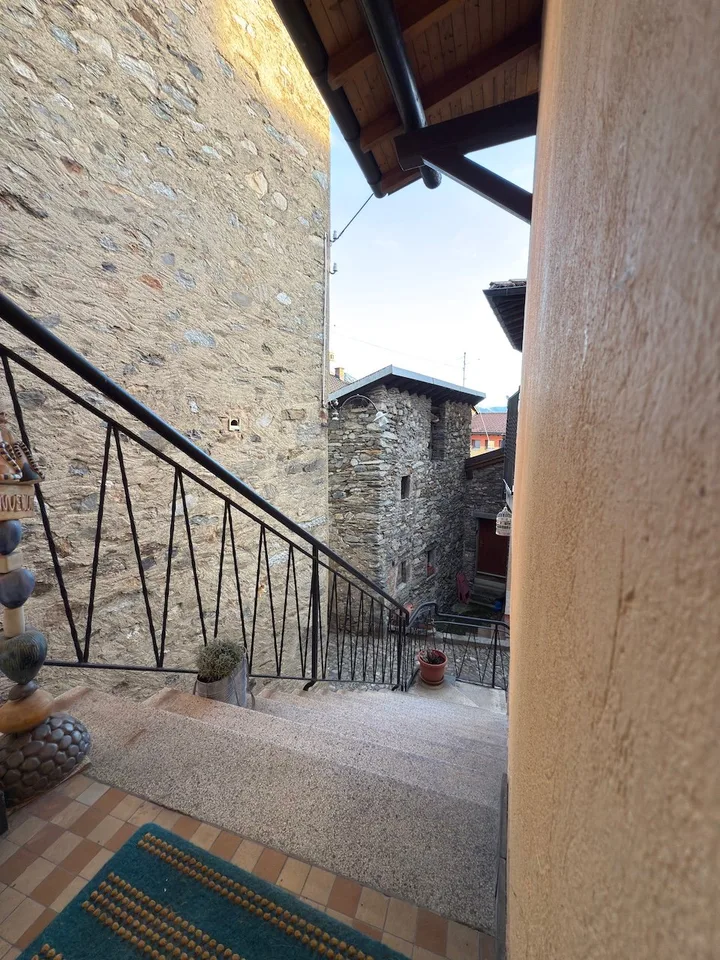 Casa unifamiliare nel nucleo di Bigorio – Foto 9 von 21