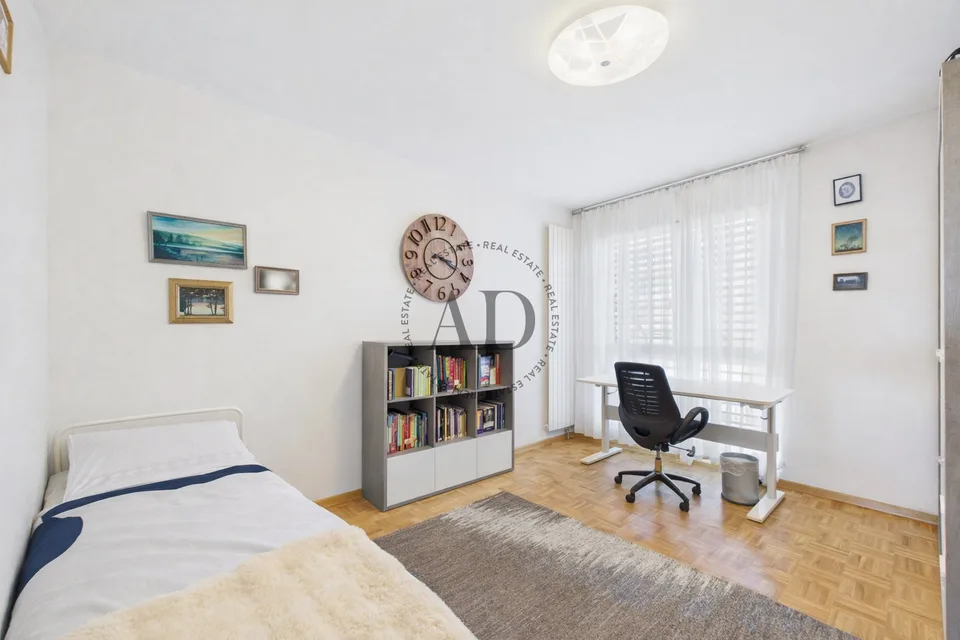 EXKLUSIVITÄT - Große helle Wohnung in höherem Stock – Foto 7 von 8