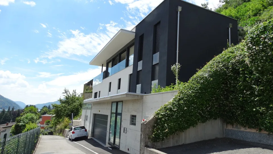 Villa con appartamento separato a reddito!