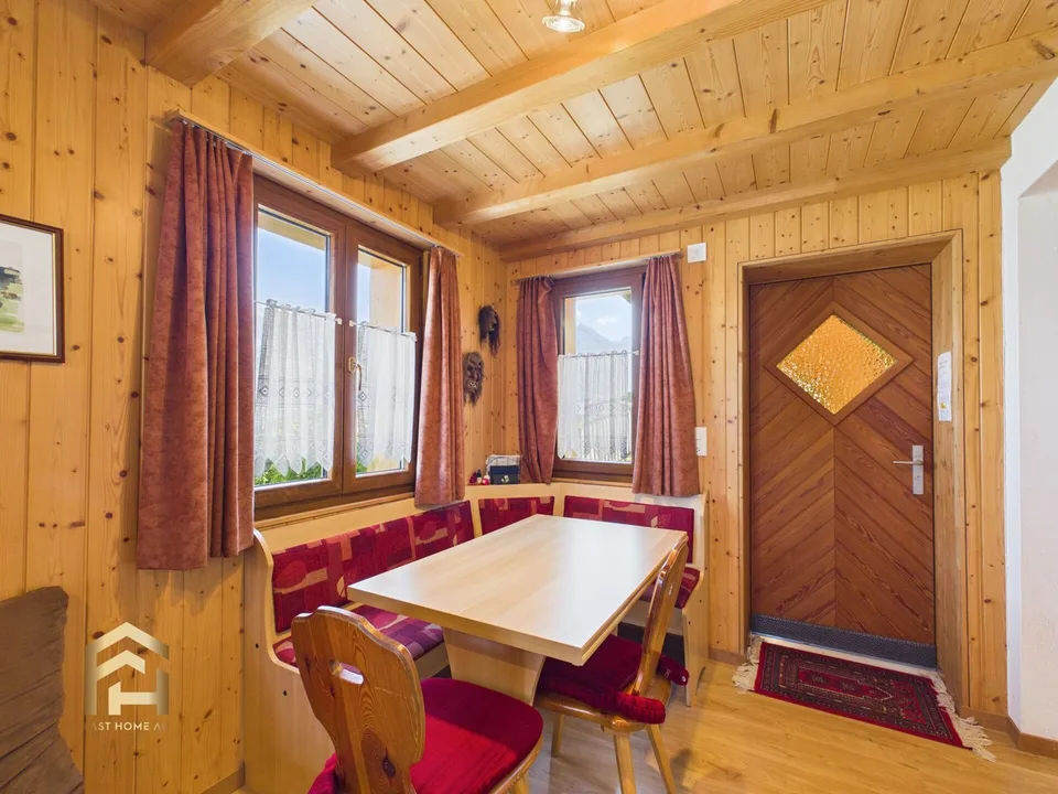 Chalet vallesano incantevole con vista mozzafiato sulla valle del Rodano