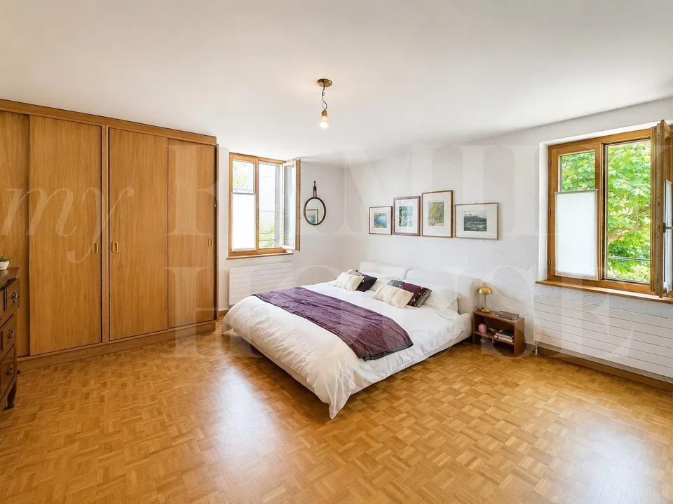 ESCLUSIVITÀ: Magnifico triplex di 325 m2 PPE situato in un'antica proprietà