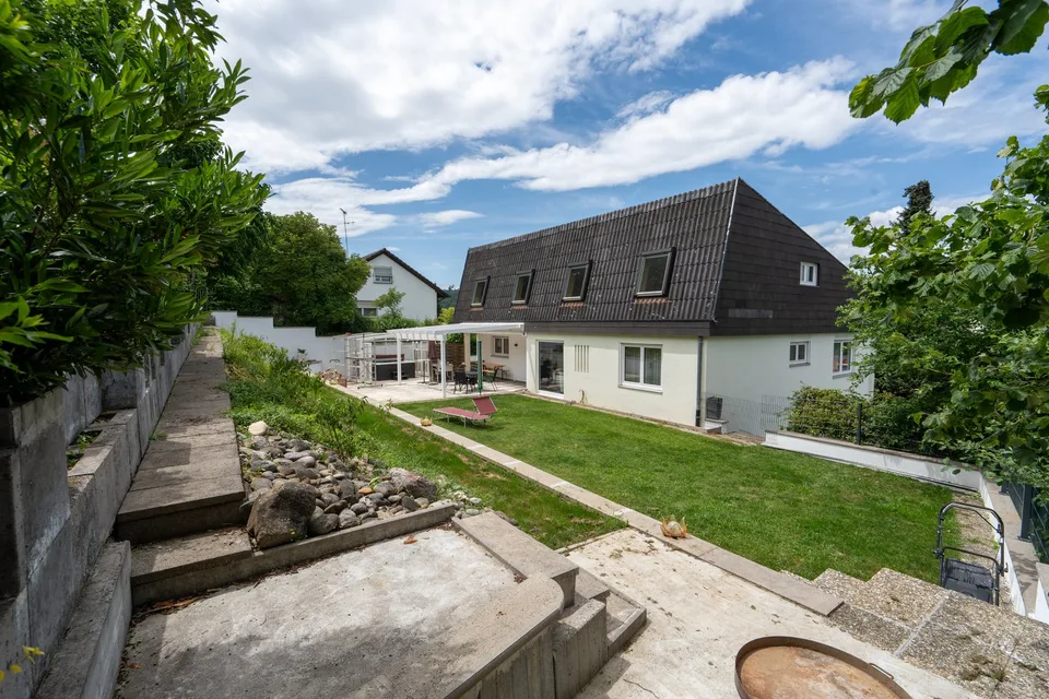 Zuhause mit Weitblick – großzügiges Wohnen - ca. 295 qm Wohnfläche in traumhafter Ortsrandlage – Foto 25 von 29