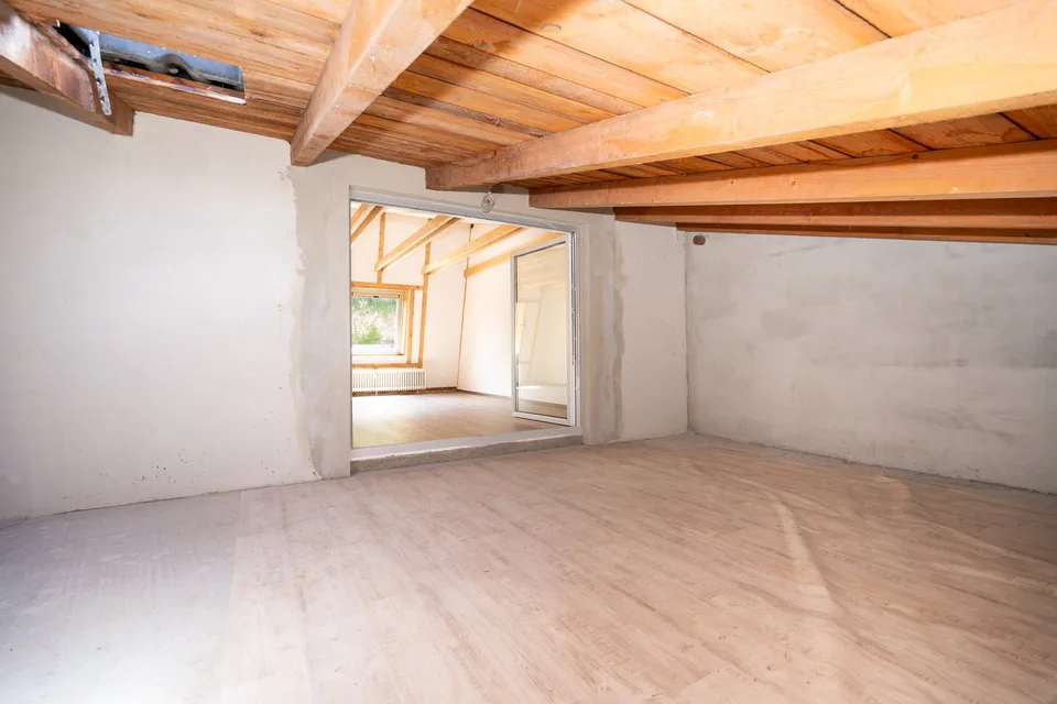 Zuhause mit Weitblick – großzügiges Wohnen - ca. 295 qm Wohnfläche in traumhafter Ortsrandlage – Foto 12 von 29