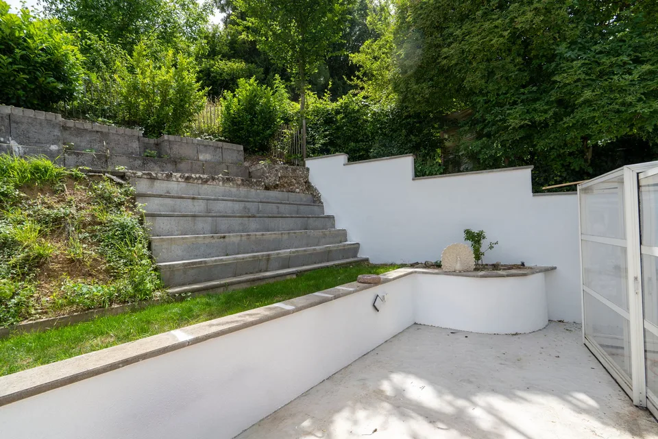 Zuhause mit Weitblick – großzügiges Wohnen - ca. 295 qm Wohnfläche in traumhafter Ortsrandlage – Foto 23 von 29