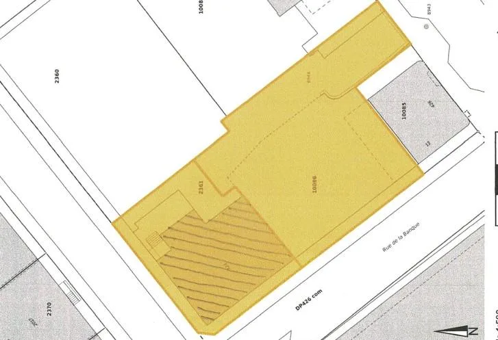 Baugrundstück (758 m²) + Rentenimmobilie? Le Locle (NE)