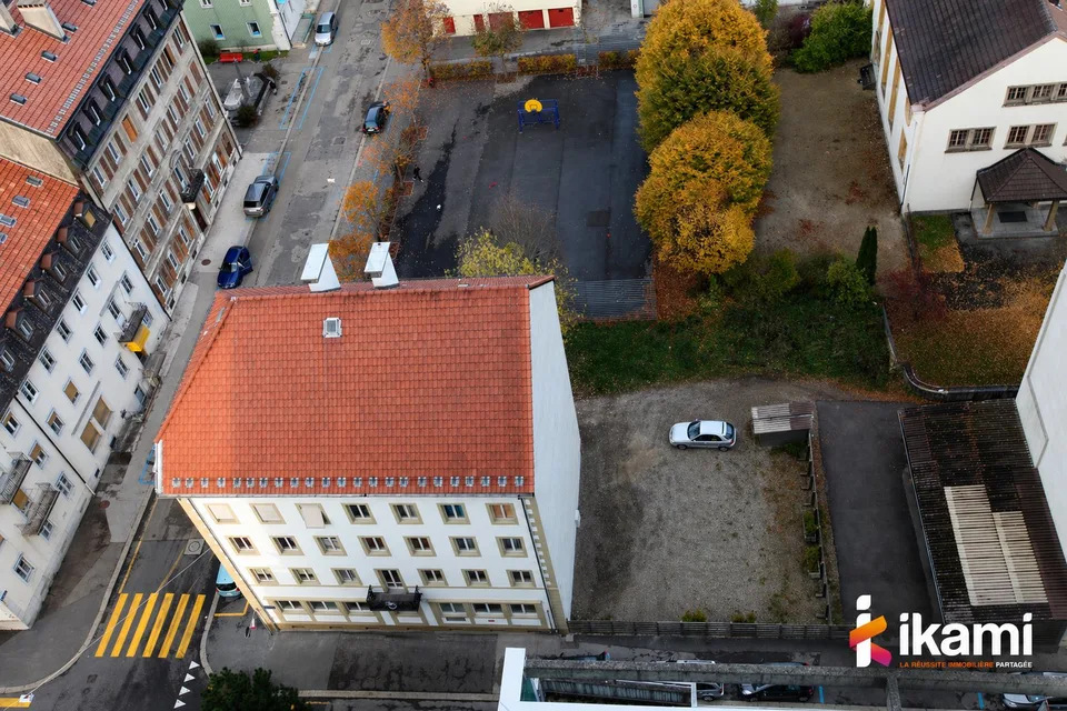 Terrain à bâtir (758 m²) + Immeuble de rendement ? Le Locle(NE)