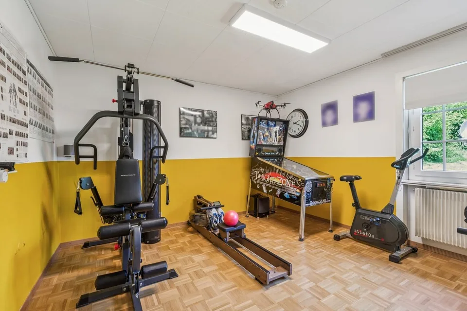 EXKLUSIVITÄT - PRÄCHTIGE VILLA MIT CHARAKTER – Foto 9 von 13